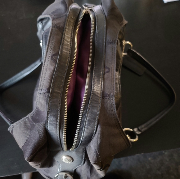 Coach Purse - Picture 4 of 8